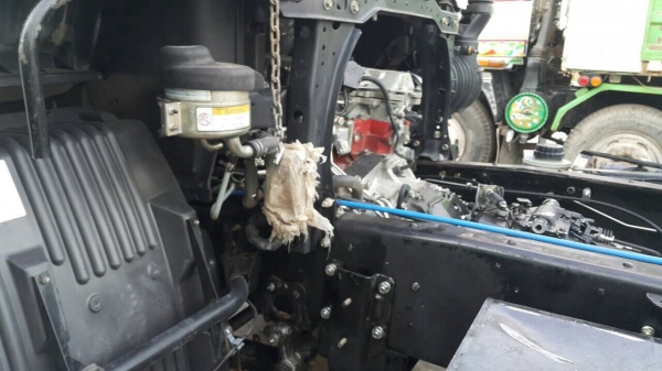 ขายสิบล้อสองเพลา หัวคัสซี เมกก้า220แรง ซี่รี่500 ยูโร3 ปี52 หรือจะถอดเหลือเพลาเดียวก็ได้ จัดแนนซ์ได้ 1200000บาท ขายสิบล้อสองเพลา หัวคัสซี เมกก้า220แรง ซี่รี่500 ยูโร3 ปี52 หรือจะถอดเหลือเพลาเดียวก็ได้ จัดแนนซ์ได้ 1200000บาท