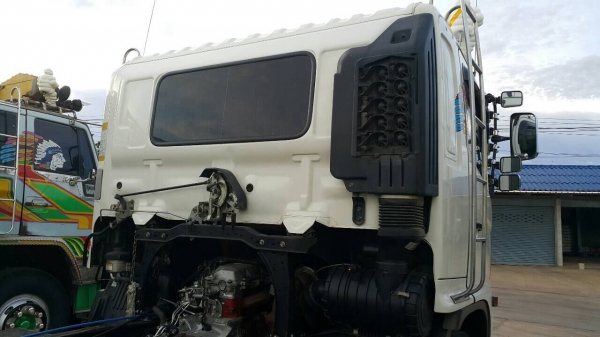 ขายสิบล้อสองเพลา หัวคัสซี เมกก้า220แรง ซี่รี่500 ยูโร3 ปี52 หรือจะถอดเหลือเพลาเดียวก็ได้ จัดแนนซ์ได้ 1200000บาท ขายสิบล้อสองเพลา หัวคัสซี เมกก้า220แรง ซี่รี่500 ยูโร3 ปี52 หรือจะถอดเหลือเพลาเดียวก็ได้ จัดแนนซ์ได้ 1200000บาท