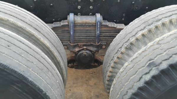 ขายสิบล้อสองเพลา หัวคัสซี เมกก้า220แรง ซี่รี่500 ยูโร3 ปี52 หรือจะถอดเหลือเพลาเดียวก็ได้ จัดแนนซ์ได้ 1200000บาท ขายสิบล้อสองเพลา หัวคัสซี เมกก้า220แรง ซี่รี่500 ยูโร3 ปี52 หรือจะถอดเหลือเพลาเดียวก็ได้ จัดแนนซ์ได้ 1200000บาท