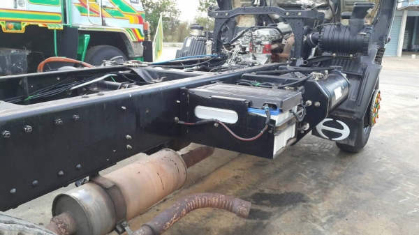 ขายสิบล้อสองเพลา หัวคัสซี เมกก้า220แรง ซี่รี่500 ยูโร3 ปี52 หรือจะถอดเหลือเพลาเดียวก็ได้ จัดแนนซ์ได้ 1200000บาท ขายสิบล้อสองเพลา หัวคัสซี เมกก้า220แรง ซี่รี่500 ยูโร3 ปี52 หรือจะถอดเหลือเพลาเดียวก็ได้ จัดแนนซ์ได้ 1200000บาท