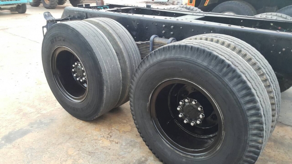 ขายสิบล้อสองเพลา หัวคัสซี เมกก้า220แรง ซี่รี่500 ยูโร3 ปี52 หรือจะถอดเหลือเพลาเดียวก็ได้ จัดแนนซ์ได้ 1200000บาท ขายสิบล้อสองเพลา หัวคัสซี เมกก้า220แรง ซี่รี่500 ยูโร3 ปี52 หรือจะถอดเหลือเพลาเดียวก็ได้ จัดแนนซ์ได้ 1200000บาท