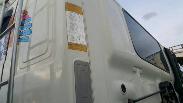 ขายสิบล้อสองเพลา หัวคัสซี เมกก้า220แรง ซี่รี่500 ยูโร3 ปี52 หรือจะถอดเหลือเพลาเดียวก็ได้ จัดแนนซ์ได้ 1200000บาท ขายสิบล้อสองเพลา หัวคัสซี เมกก้า220แรง ซี่รี่500 ยูโร3 ปี52 หรือจะถอดเหลือเพลาเดียวก็ได้ จัดแนนซ์ได้ 1200000บาท