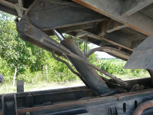 กระบะครบชุด  75000 บาท ครบทุกอย่าง