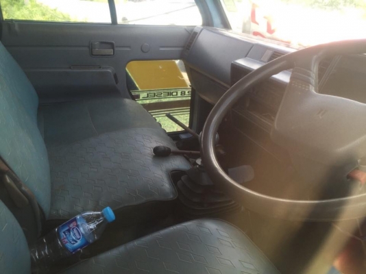 รถยกรถ 6 ล้อ ISUZU NKR55EU5M-7133928 เครื่อง 88 แรง 4JB1 เกียร์สั้น เครื่องสวย คัสซีสวย เล่มพร้อม