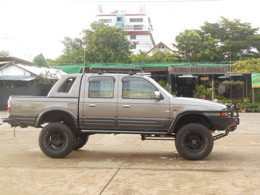 Ford ranger4x4 4ประตู ยกสูง5" Ford ranger4x4 4ประตู ยกสูง5"