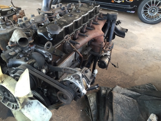 ขายเครื่อง  ISUZU 6-BD1 ปั้มลม