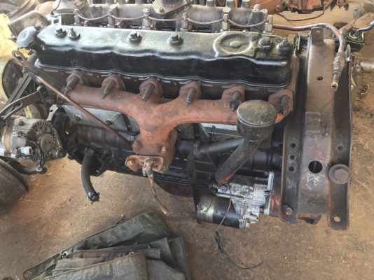 ขายเครื่อง  ISUZU 6-BD1 ปั้มลม