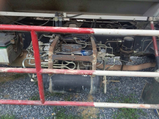 ขายISUZU DECA  รถบรรทุกอาหารสัตว์