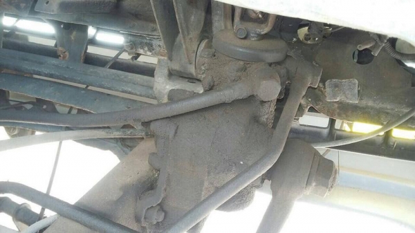 6 ล้อรั้ว 145 แรง ISUZU ยาง 900-20 รถปี 2524 สภาพยังดี เล่มพร้อม