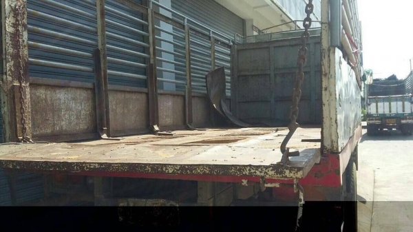 6 ล้อรั้ว 145 แรง ISUZU ยาง 900-20 รถปี 2524 สภาพยังดี เล่มพร้อม