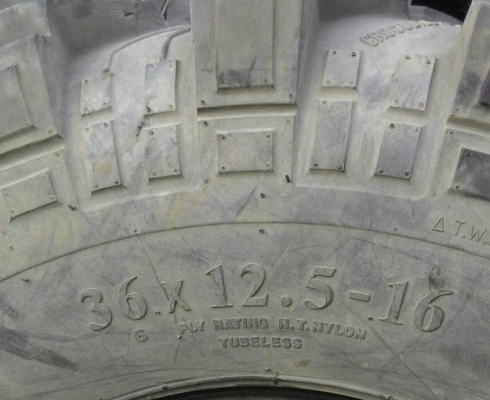 ขาย ยางลุย 36R16