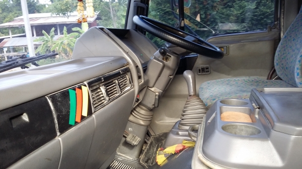 ขายรถ 10 ล้อ ดั้มสองเพลา