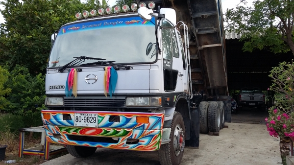 ขายรถ 10 ล้อ ดั้มสองเพลา