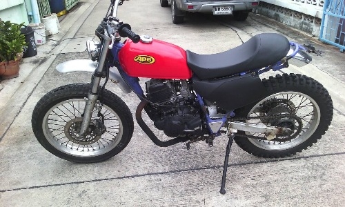 ขาย yamaha 200cc เครื่องดี ราคา 27,000 บาท ขาย yamaha 200cc เครื่องดี ราคา 27,000 บาท