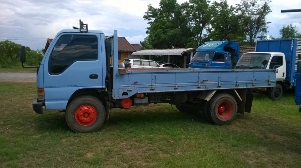 ขาย 6 ล้อ NPR จดปี 45 ยาว 4.30 เมตร คัสซีสวยตลอดเส้น เครื่อง 4HF1 120 แรงม้า ฝาขาว เฟืองท้ายใหญ่ ทะเบียนพร้อมโอนครับ ขาย 6 ล้อ NPR จดปี 45 ยาว 4.30 เมตร คัสซีสวยตลอดเส้น เครื่อง 4HF1 120 แรงม้า ฝาขาว เฟืองท้ายใหญ่ ทะเบียนพร้อมโอนครับ