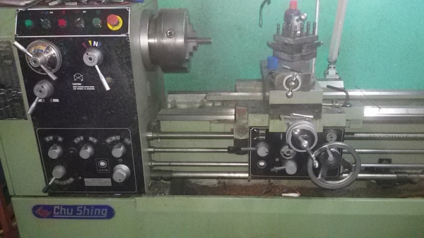 ขายแท่นกลึง8ฟุตสภาพดี