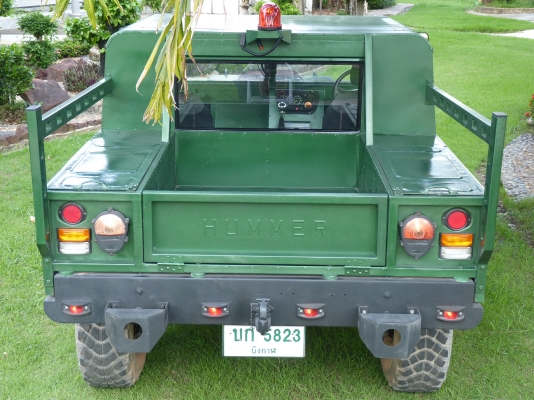 Hummer  H1 Replica