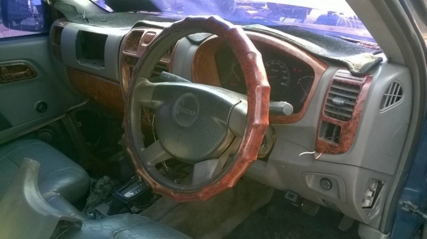 ขาย DMAX ตอนเดียว รถโดยสาร วางเครื่อง J ติดแก๊ส LPG เกียร์ออโต้ คัสซีสวย ทะเบียนพร้อมโอนครับ