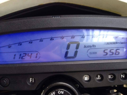 D-tracker ปี2014 สีเขียวขาว