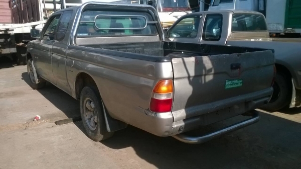 ขายกระบะมิตซู ปี 37 เครื่อง 2500 คัสซีสวยตลอดเส้น พวงมาลัยพาวเวอร์ ทะเบียนพร้อมโอน