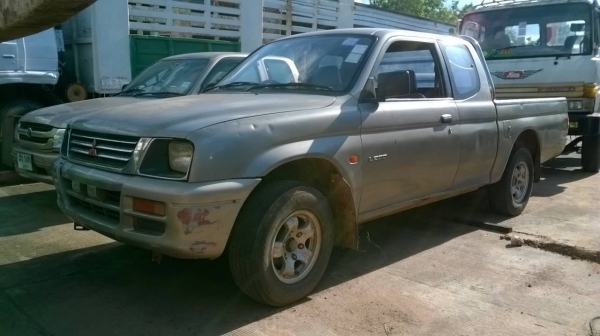 ขายกระบะมิตซู ปี 37 เครื่อง 2500 คัสซีสวยตลอดเส้น พวงมาลัยพาวเวอร์ ทะเบียนพร้อมโอน