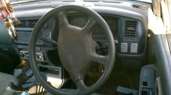 ขายกระบะมิตซู ปี 37 เครื่อง 2500 คัสซีสวยตลอดเส้น พวงมาลัยพาวเวอร์ ทะเบียนพร้อมโอน