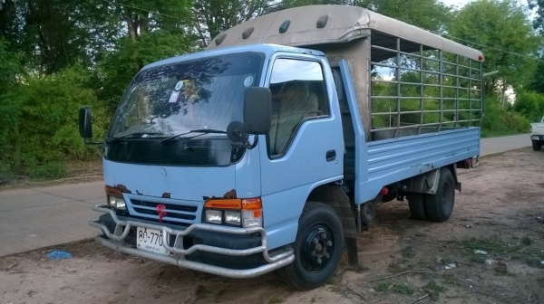 ขาย 6 ล้อ NPR ปี 42 กระบะแสตนเลสยาว 4.30 เมตร เครื่อง 4HF1 120 แรงม้า ฝาขาว พาวเวอร์ ทะเบียนพร้อมโอน