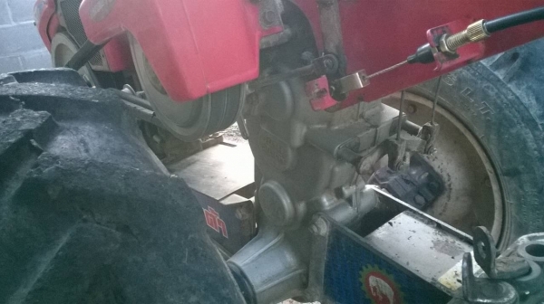 ขายรถไถเดินตาม สยามคูโบต้า เครื่อง RT90 อุปกรณ์มี ผาน คราด และล้อเหล็ก ขายรถไถเดินตาม สยามคูโบต้า เครื่อง RT90 อุปกรณ์มี ผาน คราด และล้อเหล็ก