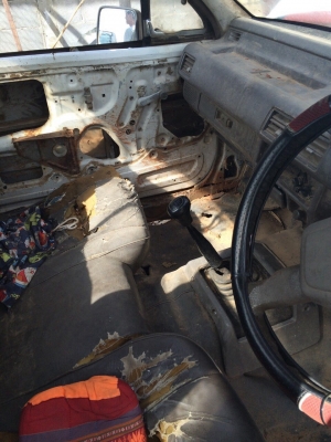 ขายกระบะตอนเดียว ISUZU เครื่อง 87 แรงม้า คัสซีสวย เครื่องดี ทะเบียนขาด 1 ปี ราคาต่อรองได้