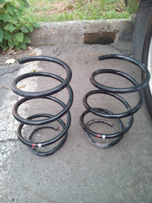 ขายสปริง bmw e46