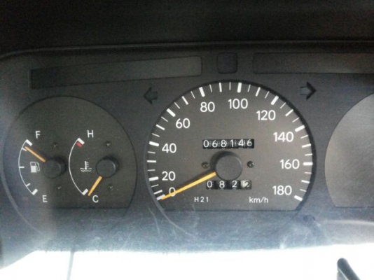 TOYOTA HIACE ปี 03 มือ1 วิ่ง 6.8 หมื่นกิโล เบนซิน ออกห้าง