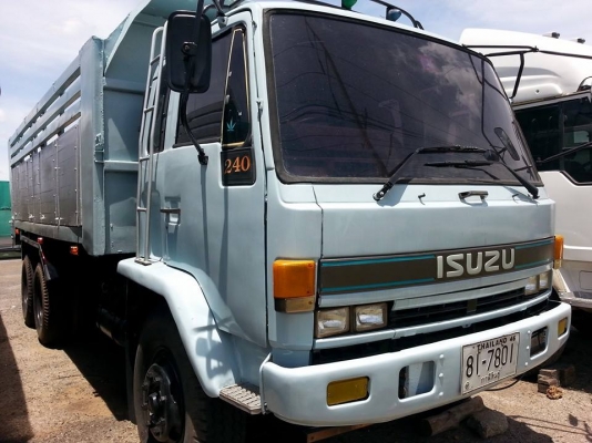 ขายดั้ม2เพลา ISUZU 210แรง เครื่องดี แคชซีสวย พ.เพาเวอร์ เบรกทิฟฟี่ ภายในสวย แอร์เย็น สภาพพร้อมใช้งาน เอกสารพร้อมโอน สนใจโทร 090-8588220คุณนะ 093-3258446คุณบิว ID:narong498 หรือเข้าดูสินค้าอื่นๆได้ที่ www.truck.in.th/498 หรือเพจFacebook ณรงค์ ซื้อขายรถมือส