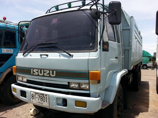 ขายดั้ม2เพลา ISUZU 210แรง เครื่องดี แคชซีสวย พ.เพาเวอร์ เบรกทิฟฟี่ ภายในสวย แอร์เย็น สภาพพร้อมใช้งาน เอกสารพร้อมโอน สนใจโทร 090-8588220คุณนะ 093-3258446คุณบิว ID:narong498 หรือเข้าดูสินค้าอื่นๆได้ที่ www.truck.in.th/498 หรือเพจFacebook ณรงค์ ซื้อขายรถมือส