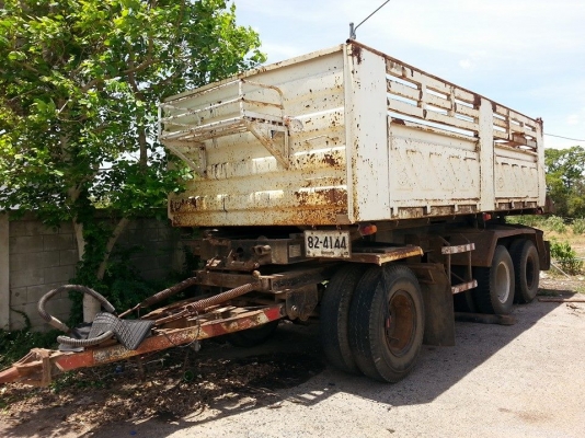 ขายลูกพ่วงดั้ม3คาน สภาพพร้อมใช้งาน เอกสารพร้อมโอน สนใจโทร 090-8588220คุณนะ 093-3258446คุณบิว ID:narong498 หรือเข้าดูสินค้าอื่นๆได้ที่ www.truck.in.th/498 หรือเพจFacebook ณรงค์ ซื้อขายรถมือสอง (เว็บไซต์ส่วนตัว)