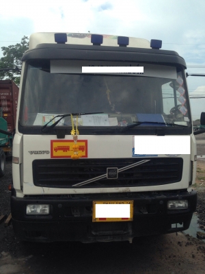 สิบล้อมือสอง,Volvo ปี 47 สองเพลาพื้นเรียบ 7 เมตร 250 แรง สวยพร้อม