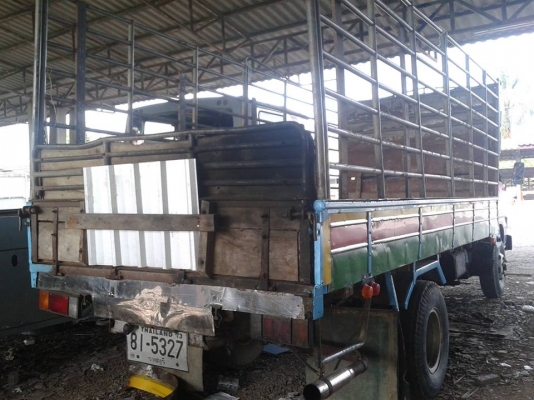 ISUZU KS32 - เฟืองท้าย + คานหน้า ของ NPR. 115 แล้วครับ