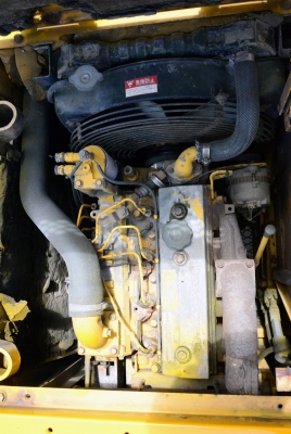 KOMATSU PC60-6 KOMATSU PC60-6