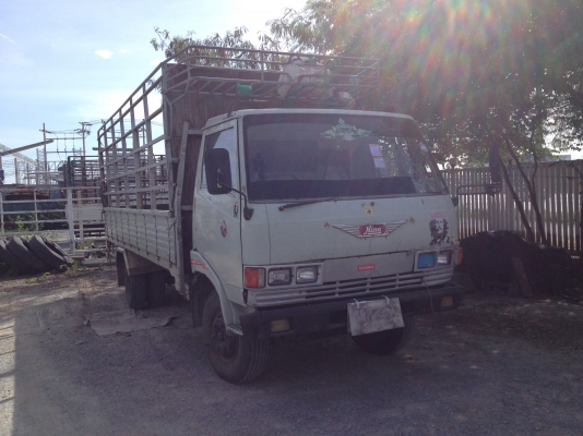 ขายรถ6ล้อ Hino Km779 กระบะพร้อมคอก ยาว5.5ม. ติดต่อคุณตุ๊กตา 089-8914921