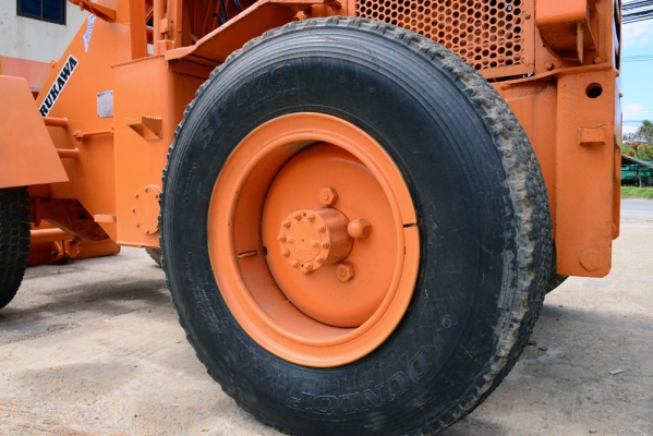 รถตัก FURUKAWA FL60