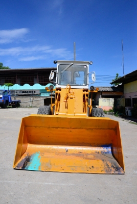 รถตัก KOMATSU 510 รถตัก KOMATSU 510