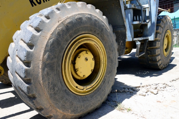 รถตัก KOMATSU WA420-3A รถตัก KOMATSU WA420-3A