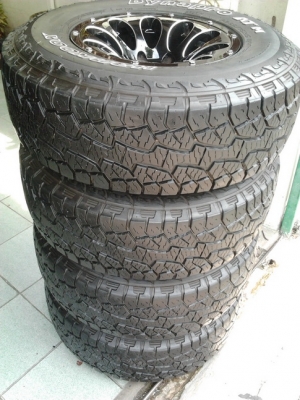 Max + Hankook  AT 265/75/16 ปี12 สวยๆ1ชุด