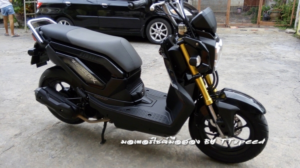 ขาย Zoomer-x คอมบาย สีดำรถบ้านปี 56 สภาพป้ายแดง