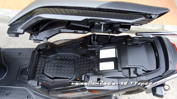 ขาย Zoomer-x คอมบาย สีดำรถบ้านปี 56 สภาพป้ายแดง