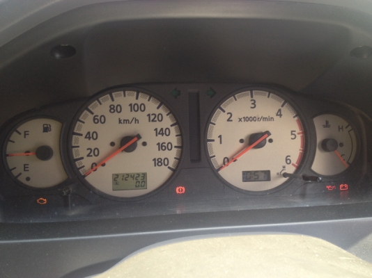 รถตู้ Nissan urvan,2005,VIP เครื่องเกียร์ดี