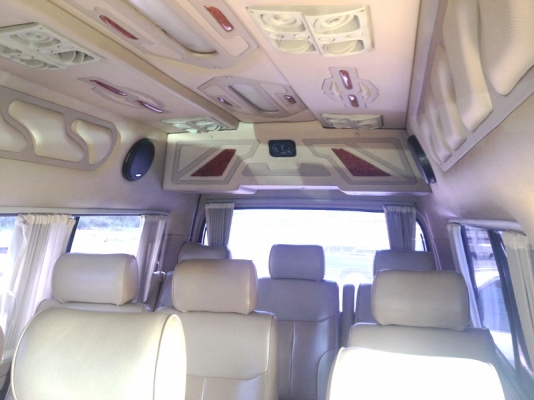 รถตู้ Nissan urvan,2005,VIP เครื่องเกียร์ดี