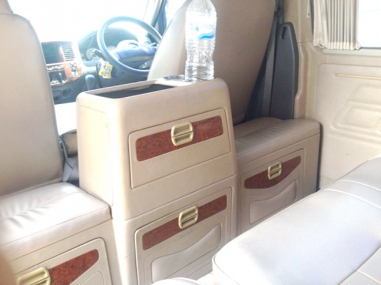 รถตู้ Nissan urvan,2005,VIP เครื่องเกียร์ดี