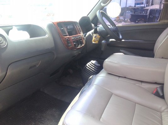 รถตู้ Nissan urvan,2005,VIP เครื่องเกียร์ดี