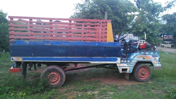 ขายอีแต๋น เครื่องRT140 เครื่องสดๆยังไม่ถึง2ปี ไม่เอาเครื่อง49500-เกียร์ลูกใหญ่โตโยต้า คัสซีหน้า4"แหนบ2ชั้นสภาพอื่นๆตามรูป รถใช้งานน้อย สภาพพร้อมลุยงาน