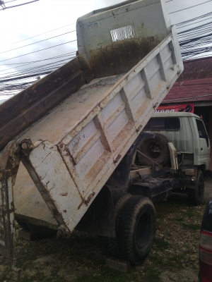 รถดั๊มโตโยต้าBU 211เครื่อง115แรงปี45พร้อมใช้เอฟหน้าหลัง420000